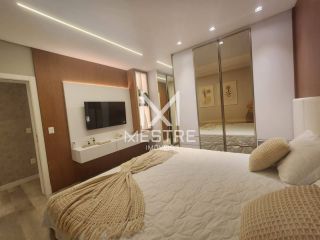 APARTAMENTO QUADRA MAR FINAMENTE MOBILIADO À VENDA NA MEIA PRAIA