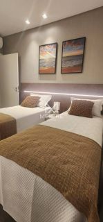 APARTAMENTO FINAMENTE MOBILIADO NA QUADRA DO MAR