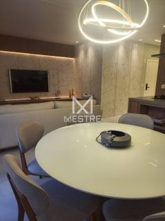 APARTAMENTO FINAMENTE MOBILIADO NA QUADRA DO MAR