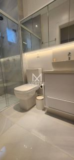 APARTAMENTO FINAMENTE MOBILIADO NA QUADRA DO MAR