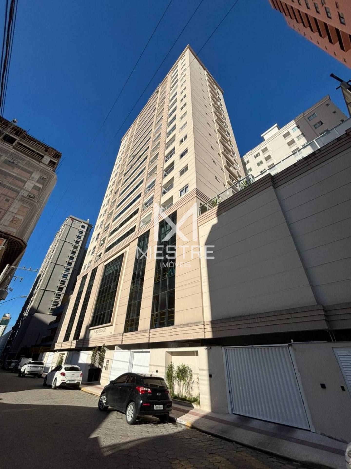 APARTAMENTO EM ANDAR ALTO NO PLACE D'ITALIE, PRÓXIMO À HAVAN - REF 177179