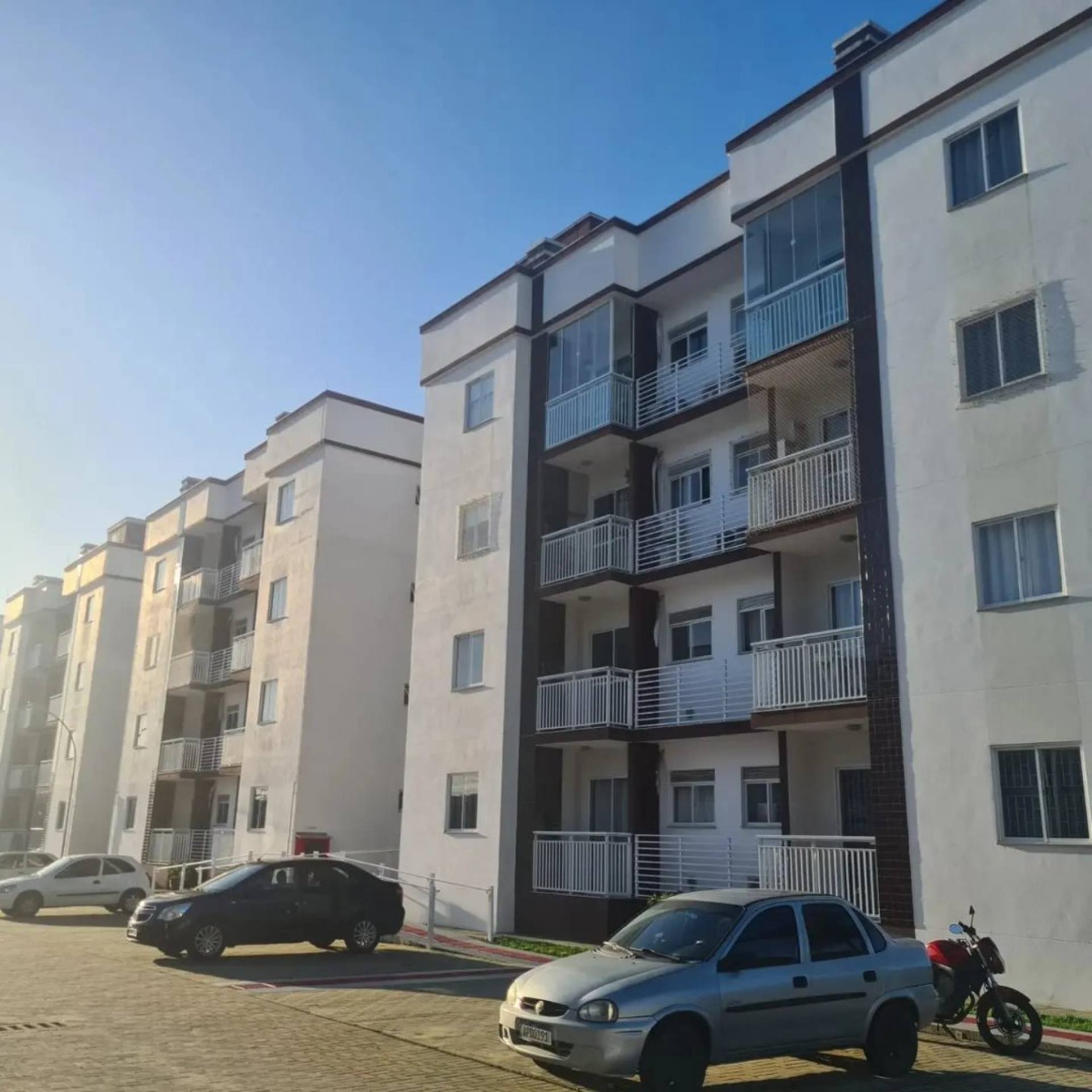 APARTAMENTO MOBILIADO, PRÓXIMO DA PRAIA À VENDA! REF: 178419