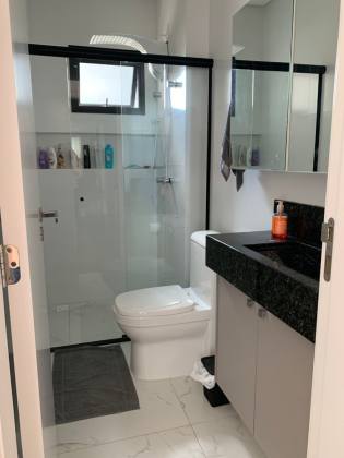 APARTAMENTO NOVO 03 SUÍTES EM BALNEÁRIO PEREQUÊ SC!