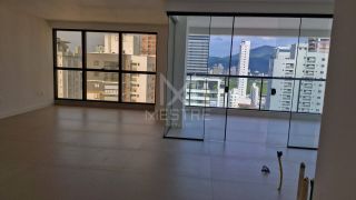 APARTAMENTO COM 03 SUÍTES NO ED. LA PASIONE À VENDA NA MEIA PRAIA