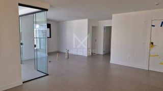 APARTAMENTO COM 03 SUÍTES NO ED. LA PASIONE À VENDA NA MEIA PRAIA