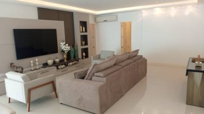 LINDO APARTAMENTO, FINAMENTE MOBILIADO À 137M DA PRAIA EM ITAPEMA SC!