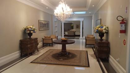 LINDO APARTAMENTO, FINAMENTE MOBILIADO À 137M DA PRAIA EM ITAPEMA SC!