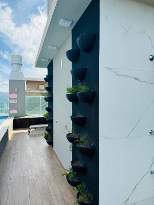 APARTAMENTO DE 2 SUÍTES COM VISTA PARA O MAR NO BAIRRO MORRETES EM ITAPEMA SC!