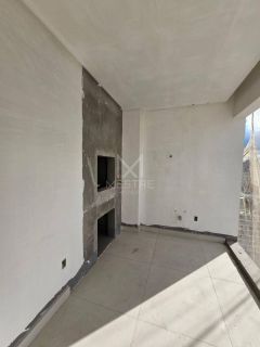 APARTAMENTO EM ÓTIMA LOCALIZAÇÃO NA MEIA PRAIA, ITAPEMA/SC!