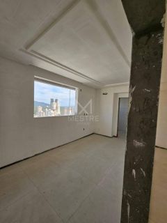 APARTAMENTO EM ÓTIMA LOCALIZAÇÃO NA MEIA PRAIA, ITAPEMA/SC!