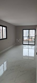 APARTAMENTO DE 2 SUÍTES À 250M DA PRAIA DE BALNEÁRIO PEREQUÊ SC!