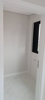 APARTAMENTO DE 2 SUÍTES À 250M DA PRAIA DE BALNEÁRIO PEREQUÊ SC!