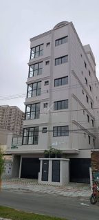 APARTAMENTO DE 2 SUÍTES À 250M DA PRAIA DE BALNEÁRIO PEREQUÊ SC!