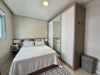 APARTAMENTO COM 03 SUÍTES NO ED. MONTEBLANC LOCALIZADO NA MEIA PRAIA