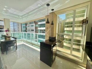 APARTAMENTO COM 03 SUÍTES NO ED. MONTEBLANC LOCALIZADO NA MEIA PRAIA