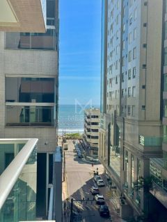 APARTAMENTO COM 03 SUÍTES NO ED. MONTEBLANC LOCALIZADO NA MEIA PRAIA