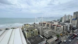 COBERTURA TRIPLEX MOBILIADA COM VISTA MAR, DISPONÍVEL PARA ALUGUEL ANUAL NA MEIA PRAIA, ITAPEMA SC