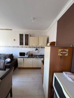 APARTAMENTO DE 2 DORMITÓRIOS MOBILIADO EM BALNEÁRIO PEREQUÊ SC! REF: 181292