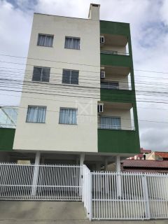 APARTAMENTO MOBILIADO PARA LOCAÇÃO ANUAL EM BALNEÁRIO PEREQUÊ SC! REF: 181296