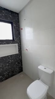 SOBRADO DE 3 DORMITÓRIOS À VENDA NA VILA NOVA, PORTO BELO SC!