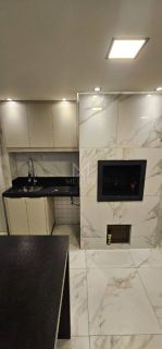 APARTAMENTO  MOBILIADO COM 03 DORM. NO ED. RIO NEGRO NA MEIA PRAIA