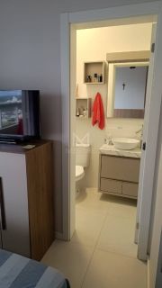 APARTAMENTO MOBILIADO, PRONTO PRA MORAR! LOCALIZADO EM PORTO BELO/SC PRÓXIMO À MEIA PRAIA!