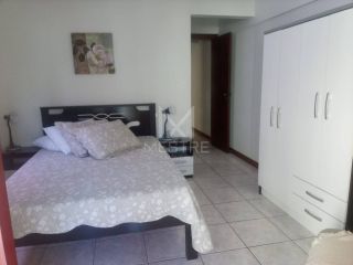 APARTAMENTO MOBILIADO NO ED. SELENT LOCALIZADO NA MEIA PRAIA