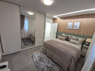 APARTAMENTO NOVO FINAMENTE MOBILIADO COM UMA VISTA MAR INCRÍVEL NO ED. GREEN COAST LOCALIZADO NO CENTRO DE ITAPEMA À VENDA