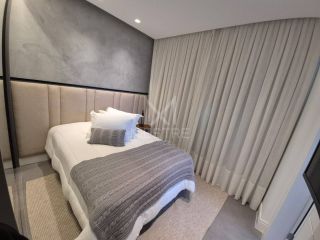 APARTAMENTO DE ALTO PADRÃO COM VISTA MAR INCRÍVEL NO ED. GREEN COAST PARA LOCAÇÃO ANUAL LOCALIZADO NO CENTRO DE ITAPEMA