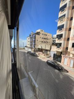 APARTAMENTO MOBILIADO EM PRÉDIO FRENTE MAR EM MEIA PRAIA - REF 184313