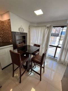 APARTAMENTO MOBILIADO EM PRÉDIO FRENTE MAR EM MEIA PRAIA - REF 184313