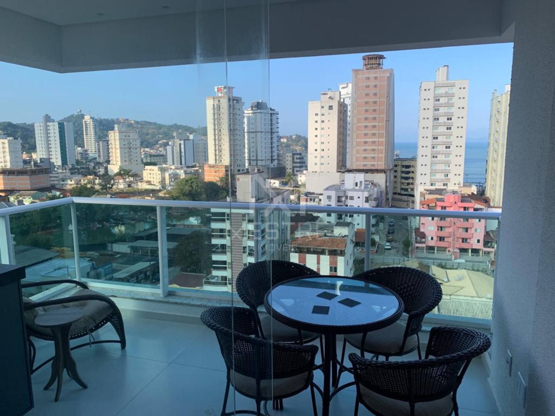 Cobertura para vender no centro de Itapema | Ref. 185851 + Conforto e segurança por R$ 1.400.000,00