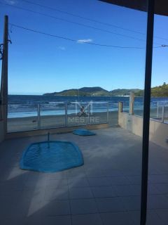 SOBRADO FRENTE MAR DISPONÍVEL PARA LOCAÇÃO ANUAL EM SANTA CATARINA! REF: 185889
