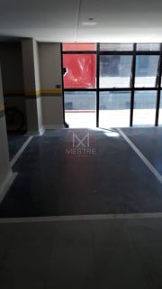 SALA COMERCIAL À VENDA LOCALIZADA NA MEIA PRAIA