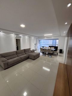 APARTAMENTO 2 SUÍTES E 3 VAGAS DE GARAGEM EM MEIA PRAIA - REF