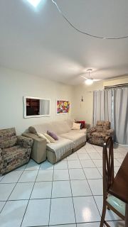 APARTAMENTO PARA TEMPORADA COM 03 DORM. NO CORAÇÃO DA MEIA PRAIA