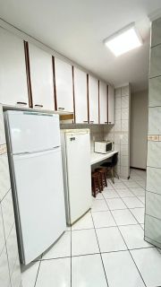 APARTAMENTO PARA TEMPORADA COM 03 DORM. NO CORAÇÃO DA MEIA PRAIA