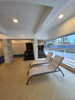 APARTAMENTO PARA LOCAÇÃO ANUAL COM 03 SUÍTES NA MEIA PRAIA