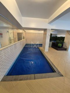 APARTAMENTO PARA LOCAÇÃO ANUAL COM 03 SUÍTES NA MEIA PRAIA