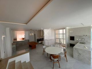 COBERTURA DUPLEX QUADRA MAR COM 04 SUÍTE DISPONIVEL À VENDA NA MEIA PRAIA