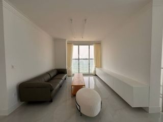 COBERTURA DUPLEX QUADRA MAR COM 04 SUÍTE DISPONIVEL À VENDA NA MEIA PRAIA