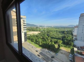 APARTAMENTO QUADRA MAR COM 03 SUÍTES NOVO LOCALIZADO NA MEIA PRAIA