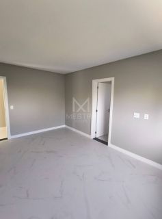 APARTAMENTO QUADRA MAR COM 03 SUÍTES NOVO LOCALIZADO NA MEIA PRAIA