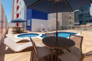 APARTAMENTO FINAMENTE MOBILIADO QUADRA MAR COM  03 SUÍTES LOCALIZADO NA MEIA PRAIA