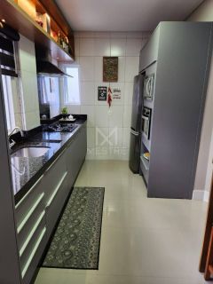 APARTAMENTO QUADRA MAR COM 03 DORMITÓRIOS À VENDA NO CENTRO DE ITAPEMA
