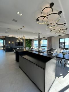 APARTAMENTO COM 03 SUÍTES À VENDA EM PORTO BELO
