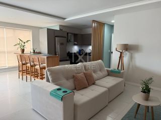 APARTAMENTO DE 03 SUÍTES À VENDA, APROXIMADAMENTE 380M DA ORLA DE BALNEÁRIO PEREQUÊ SC.! REF.: 193590