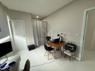 APARTAMENTO DE 03 SUÍTES À VENDA, APROXIMADAMENTE 380M DA ORLA DE BALNEÁRIO PEREQUÊ SC.! REF.: 193590