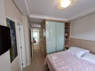 APARTAMENTO QUADRA MAR COM 03 SUÍTES A VENDA NA MEIA PRAIA