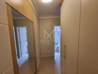 APARTAMENTO QUADRA MAR COM 03 SUÍTES A VENDA NA MEIA PRAIA
